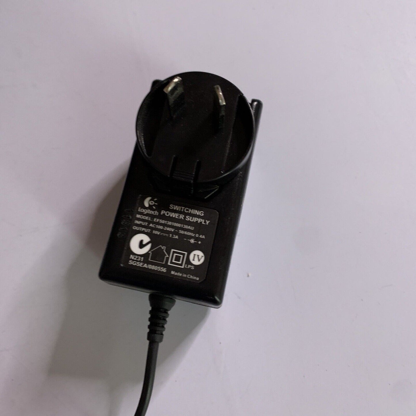 Logitech Pure-Fi Express Plus Apple Ipod Dock Speaker Alarm Clock with Remote