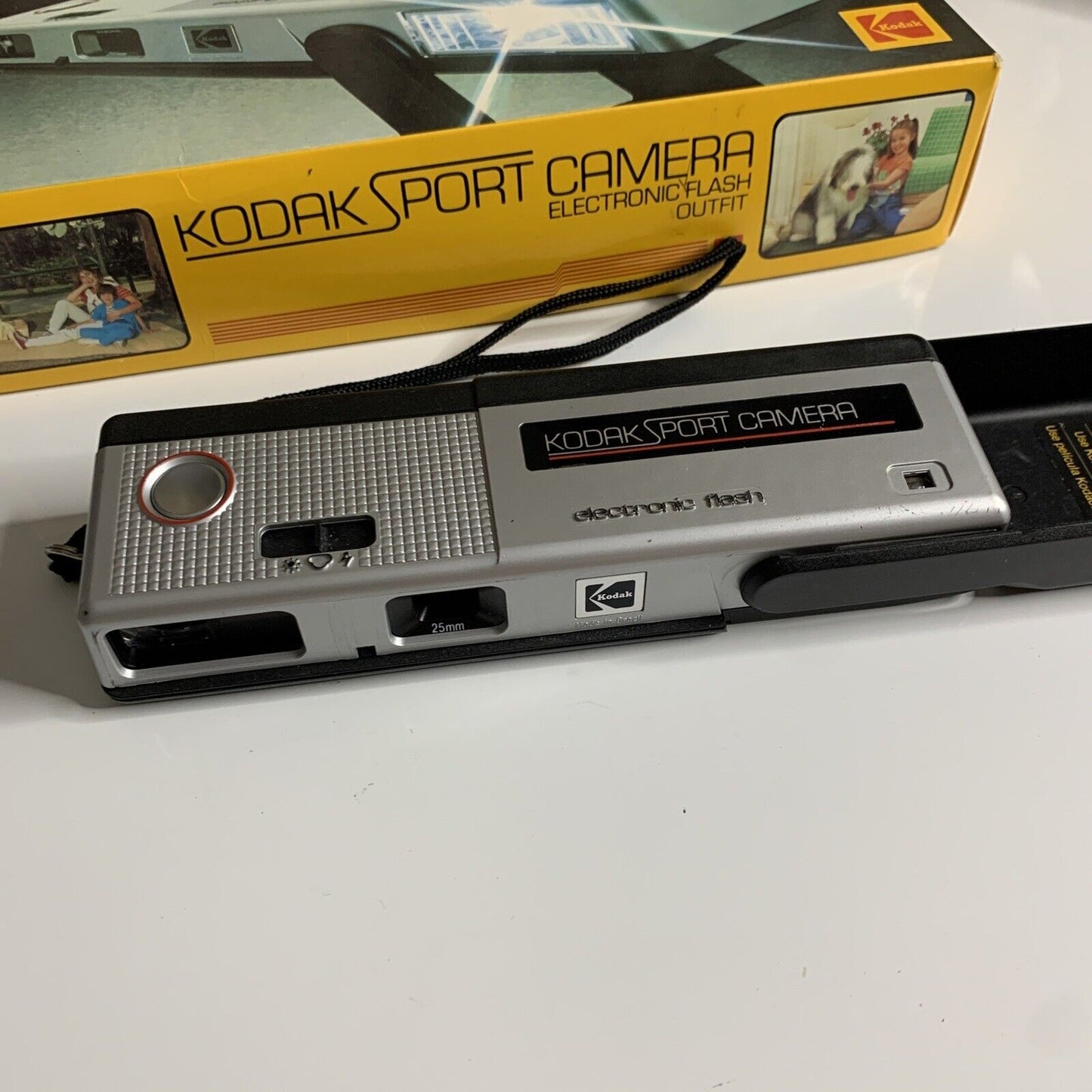 Kodak Sports Camera Electronic Flash 110 Film