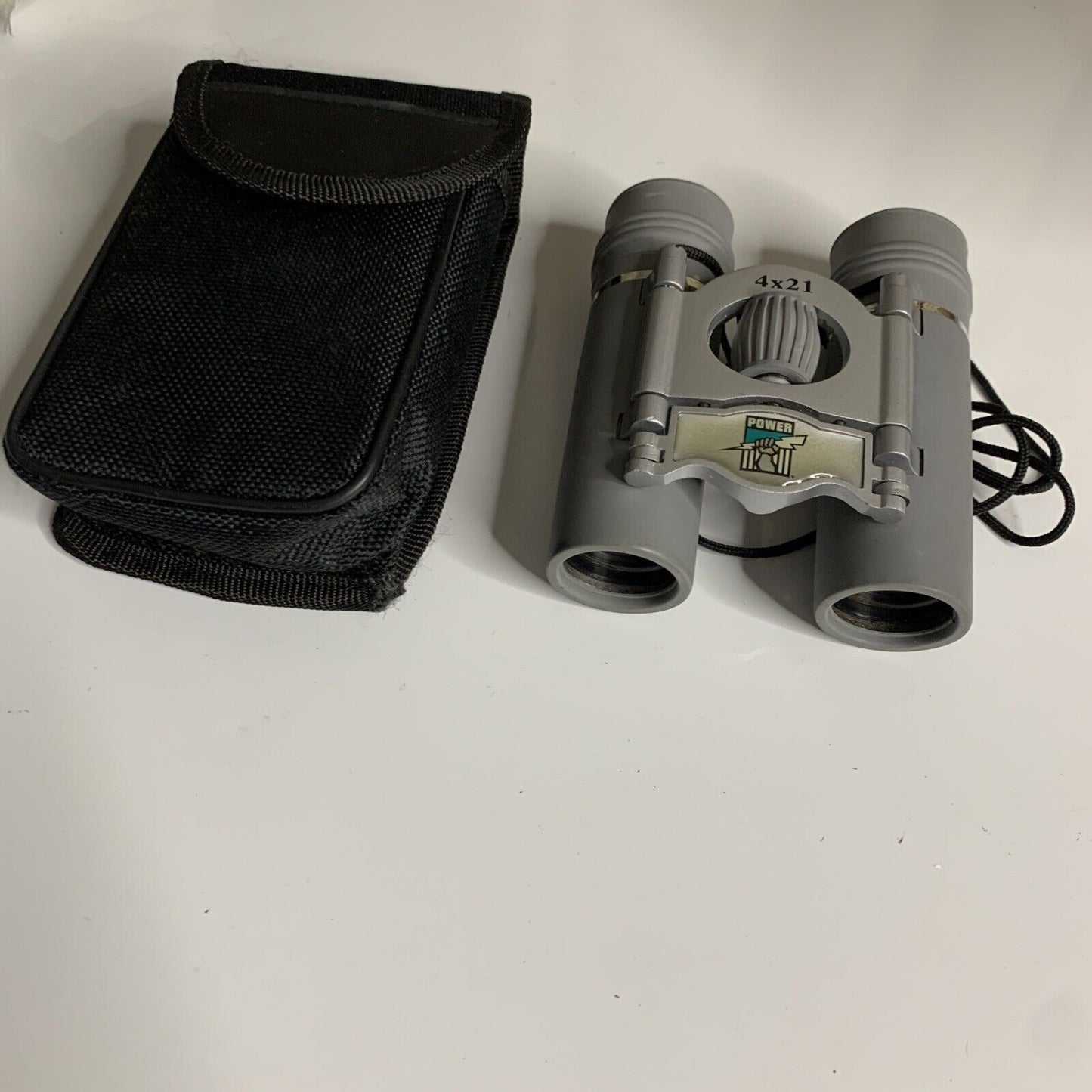 AFL Port Power Adelaide Portable Binoculars 4x21