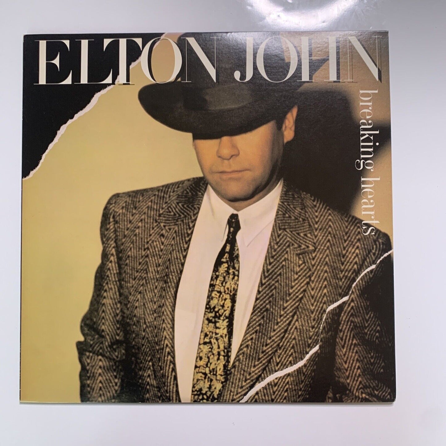 Elton John - Breaking Hearts LP 1984 Vinyl Record 25PP-130