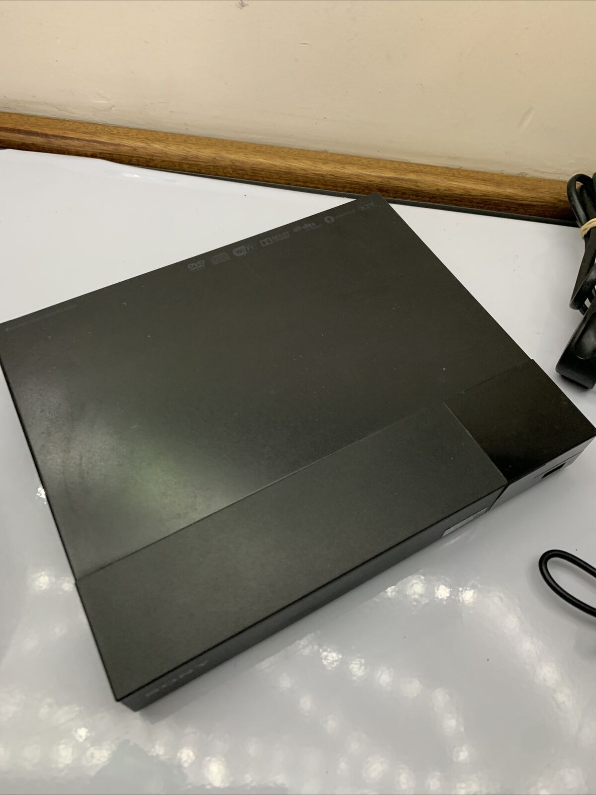 Sony Blu-ray DVD Player BDP-S3500 with Remote Control and HDMI