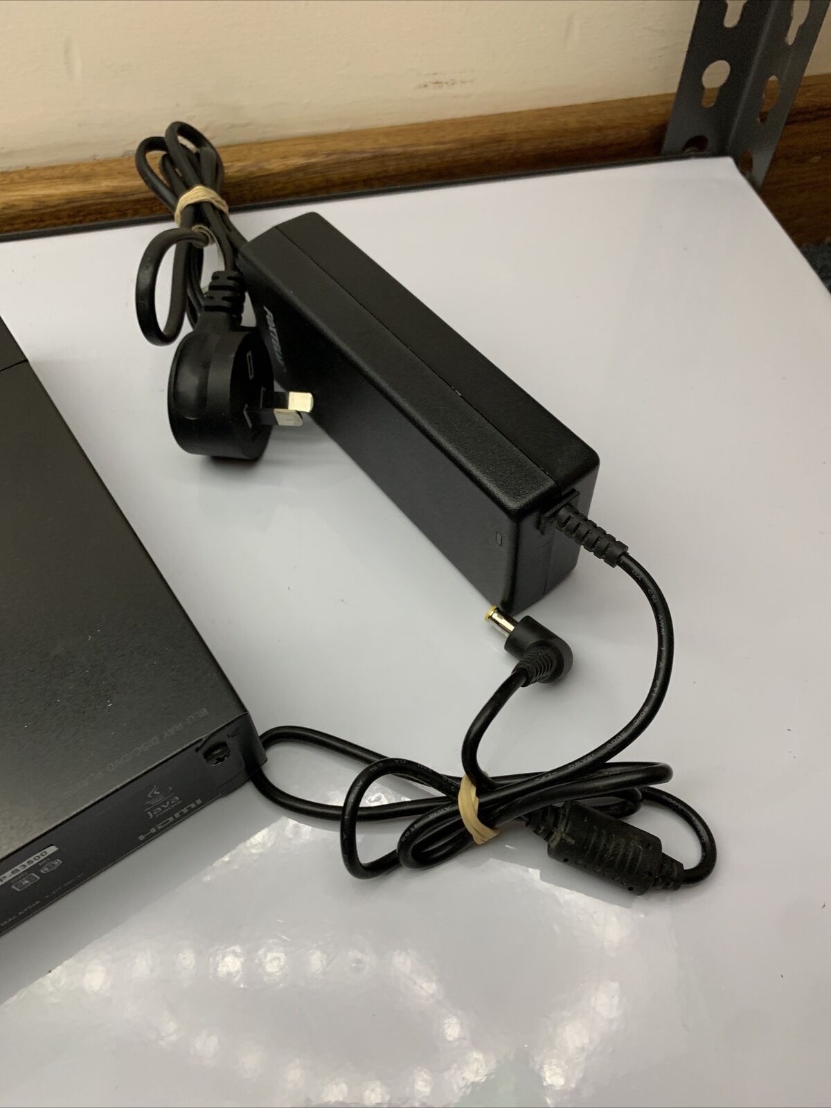 Sony Blu-ray DVD Player BDP-S3500 with Remote Control and HDMI