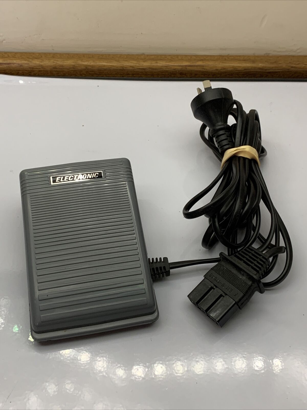 FDM Speed Foot Pedal Controller KD-2902 3-Pin For Sewing Machine 220-240v 1A