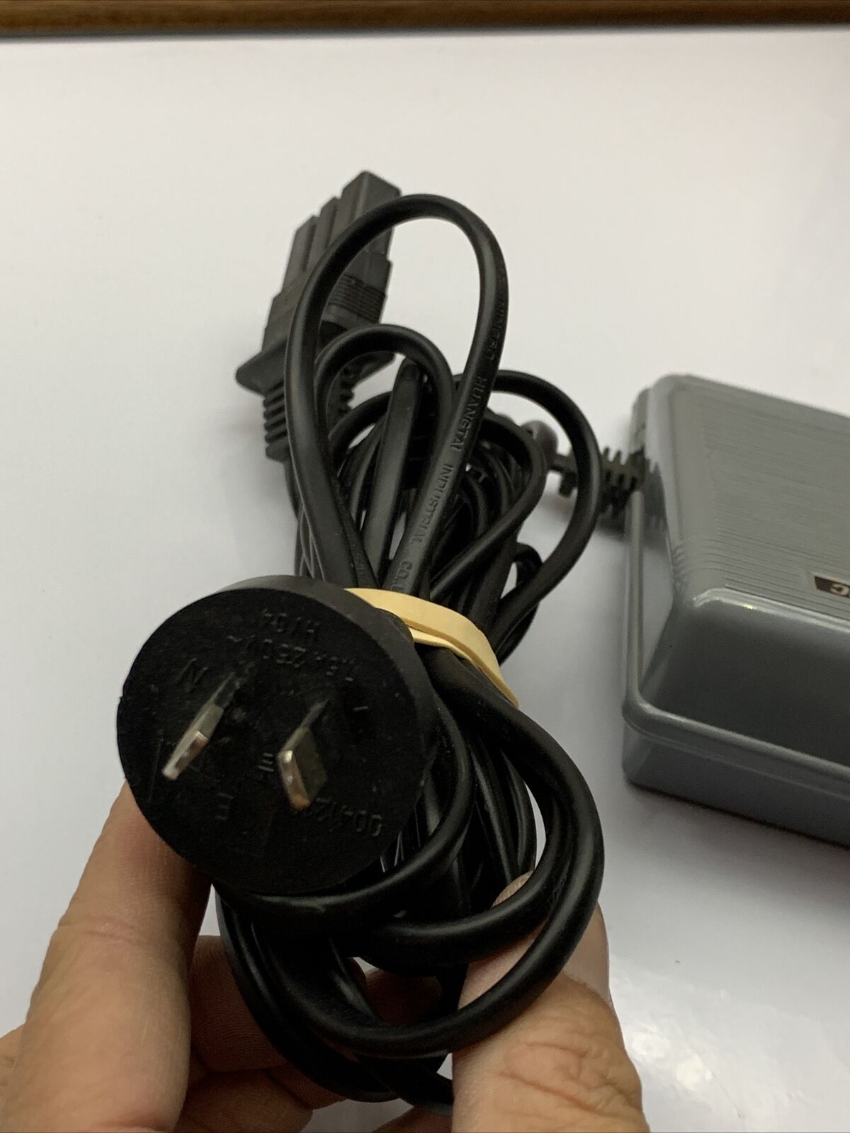 FDM Speed Foot Pedal Controller KD-2902 3-Pin For Sewing Machine 220-240v 1A