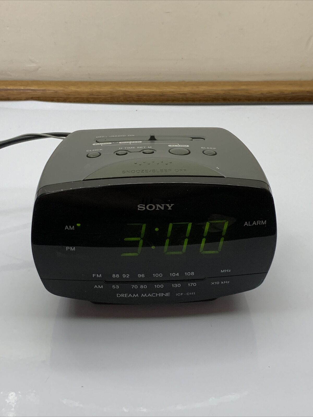 Sony Dream Machine ICF-C111 FM/AM Radio Alarm Clock