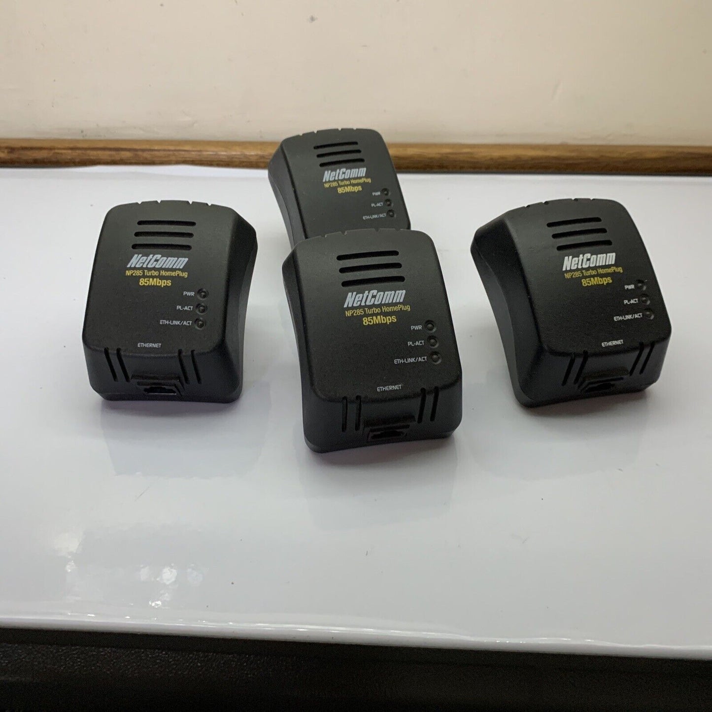 4x NetComm NP285 Turbo Homeplug 85 Mbps Powerline Networking