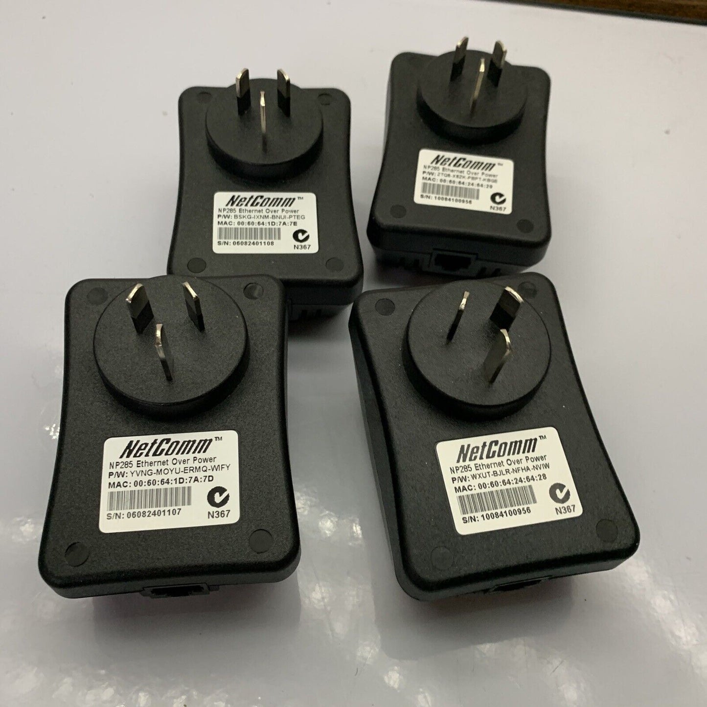 4x NetComm NP285 Turbo Homeplug 85 Mbps Powerline Networking