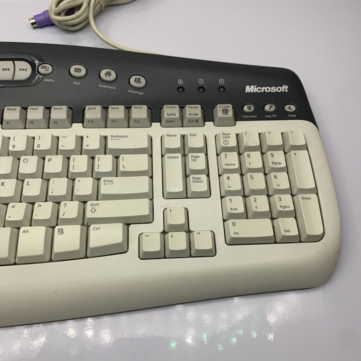 Microsoft MultiMedia Keyboard 1.0A KB-0168 PS/2 Wired