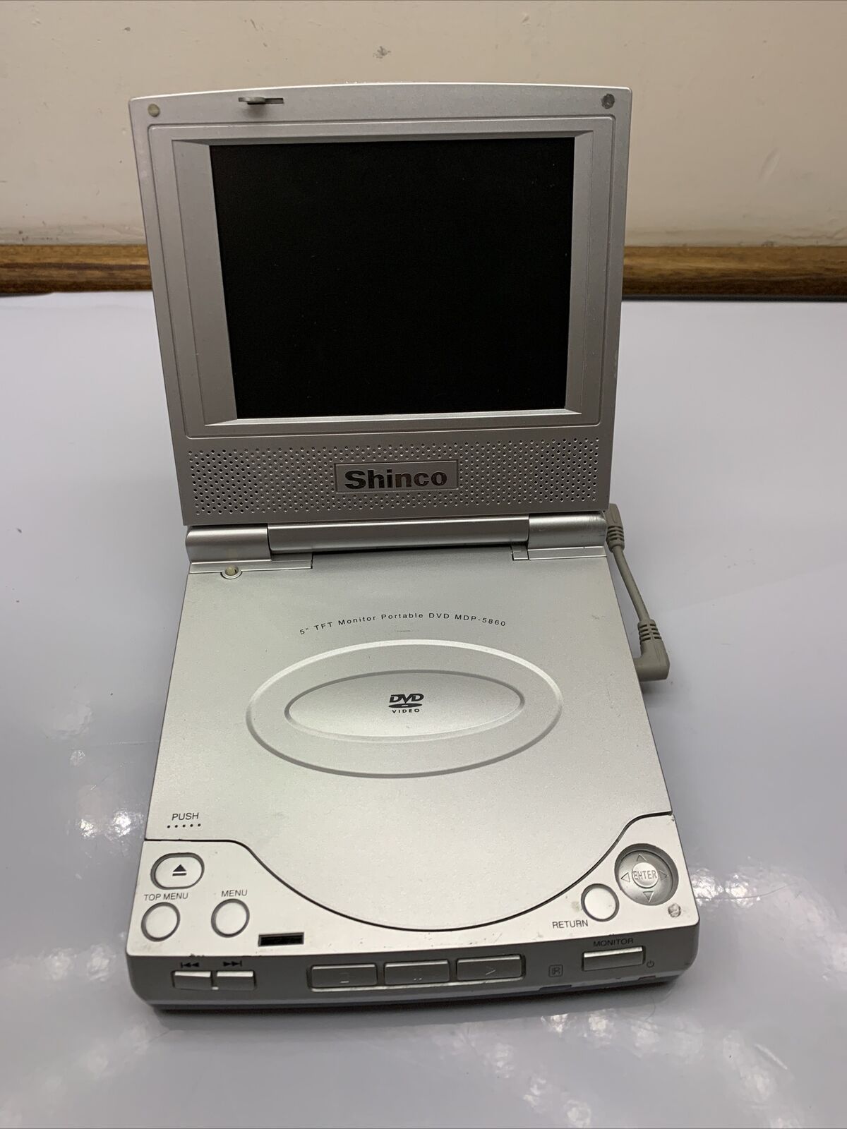 Shinco 5" Portable DVD Player MDP-5860 *For Parts Or Not Working