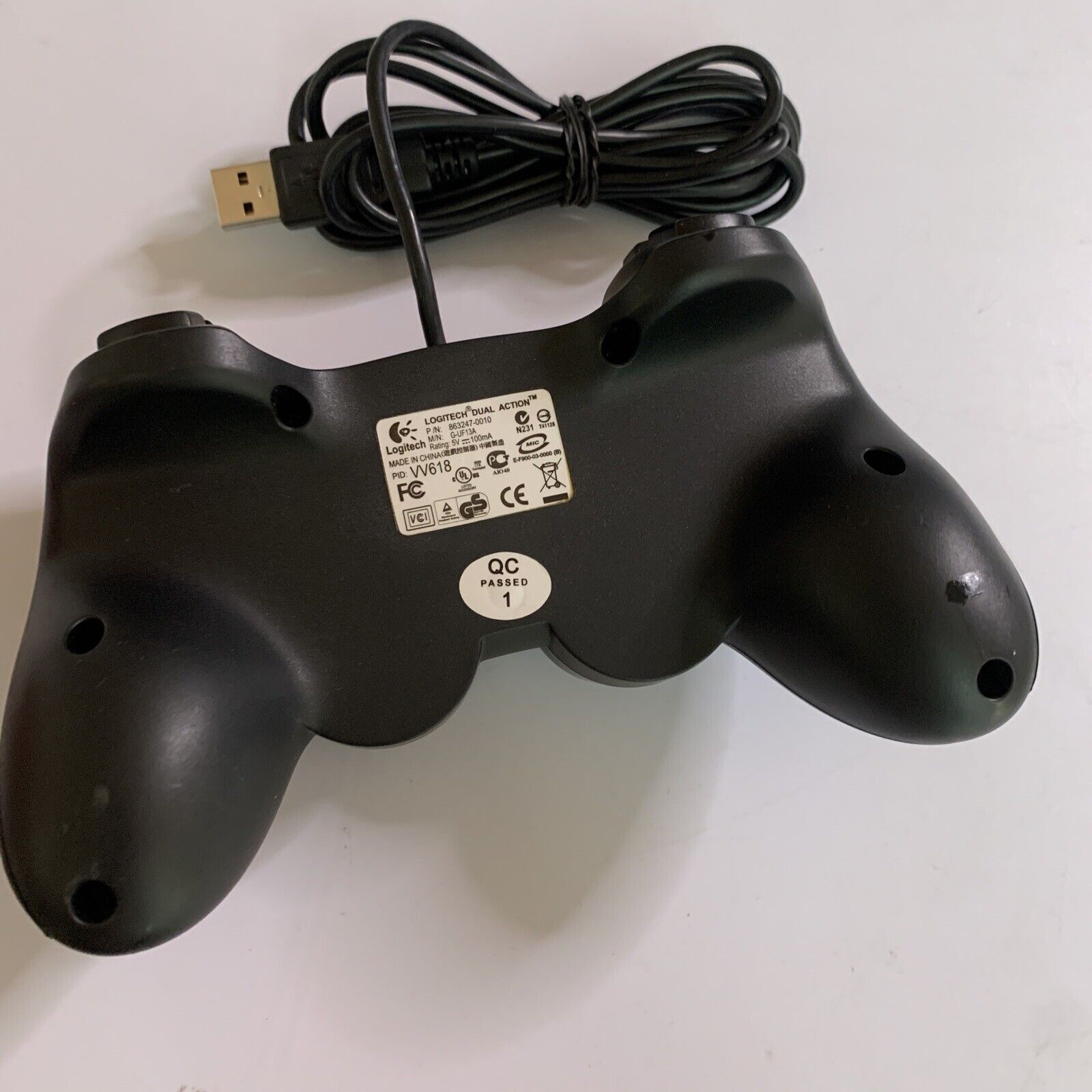 Logitech Dual Action Controller Wired USB Programmable G-UF13A – Retro Unit