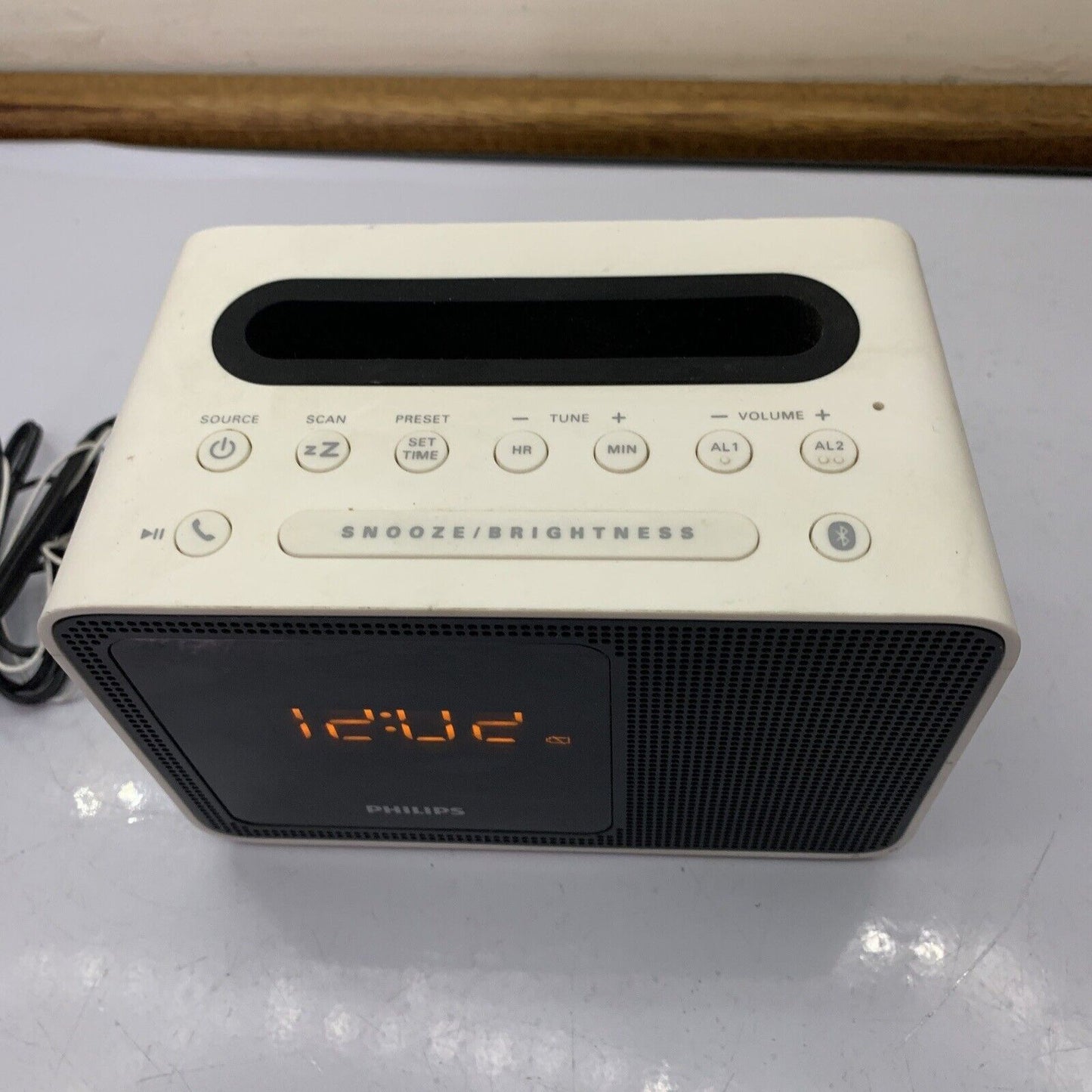 Philips  AJT5300W/79 Alarm Clock FM Radio Bluetooth