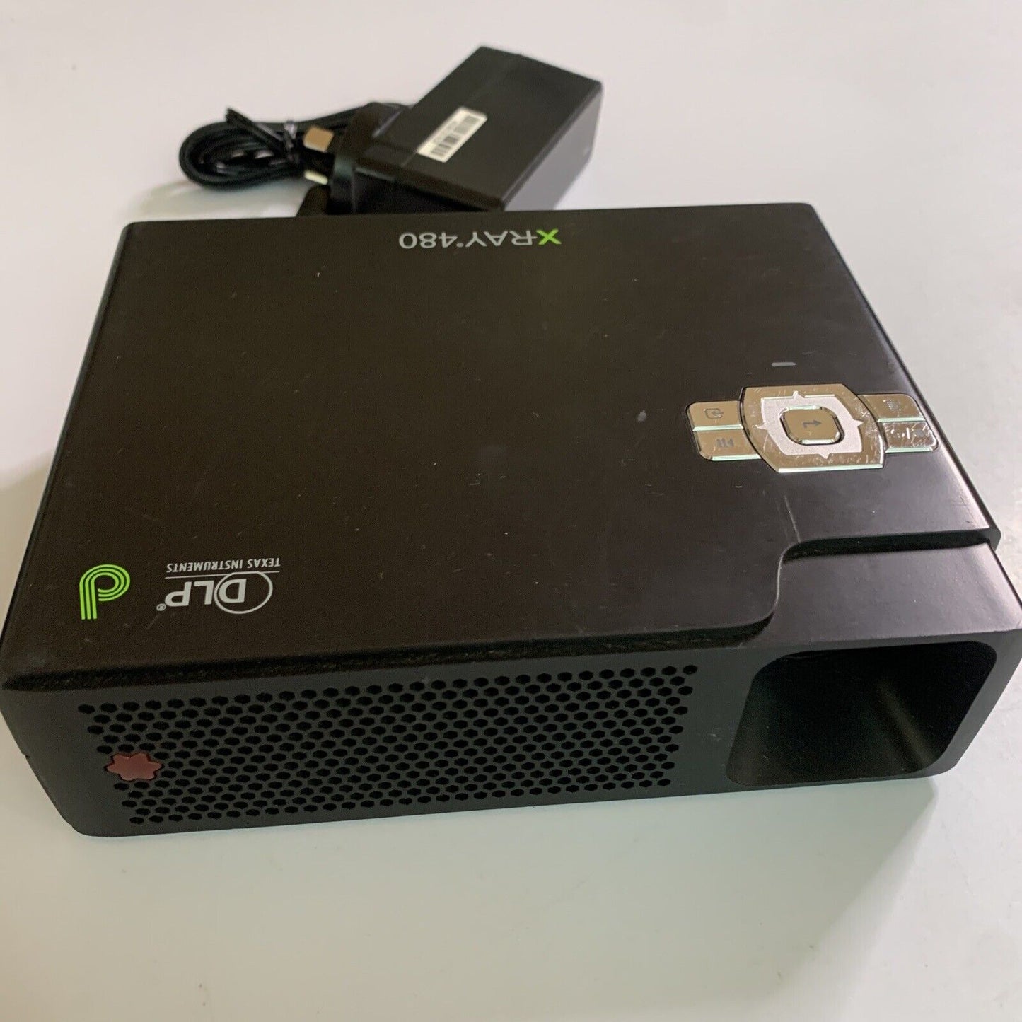 Digislide XRAY 480 SVGA Gaming Projector