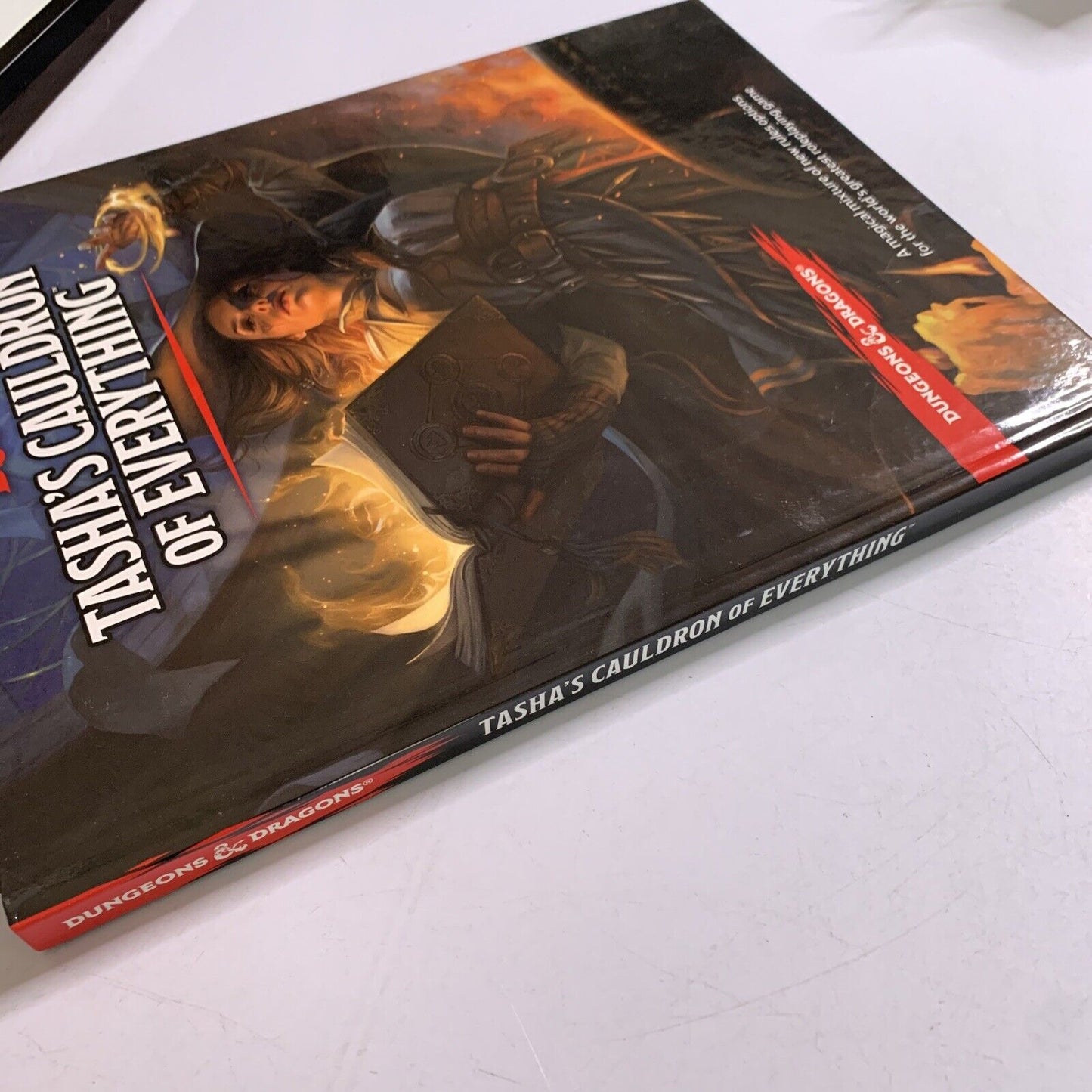 Tasha's Cauldron of Everything Dungeons & Dragons by Wizards of the Coast
