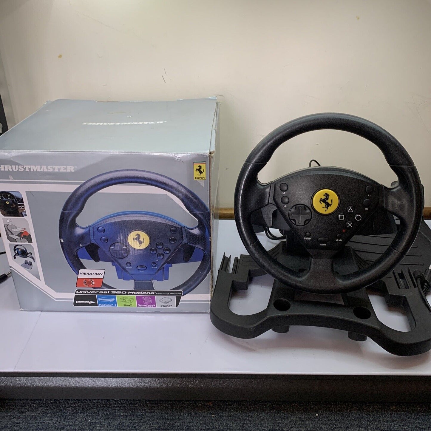 Ferrari Modena Thrustmaster Universal Racing Wheel for PS1 PS2 GameCube Xbox