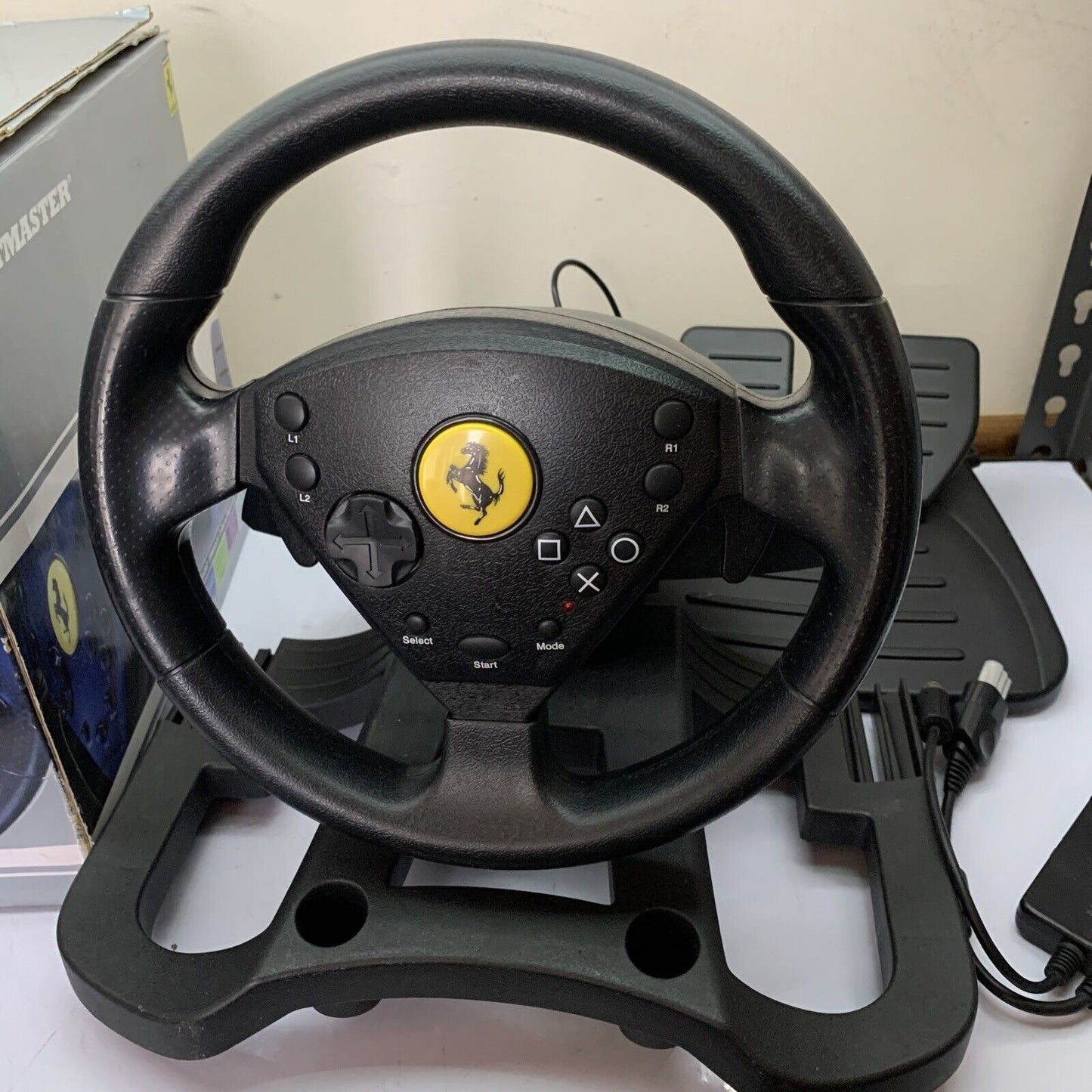 Ferrari Modena Thrustmaster Universal Racing Wheel for PS1 PS2 GameCube Xbox