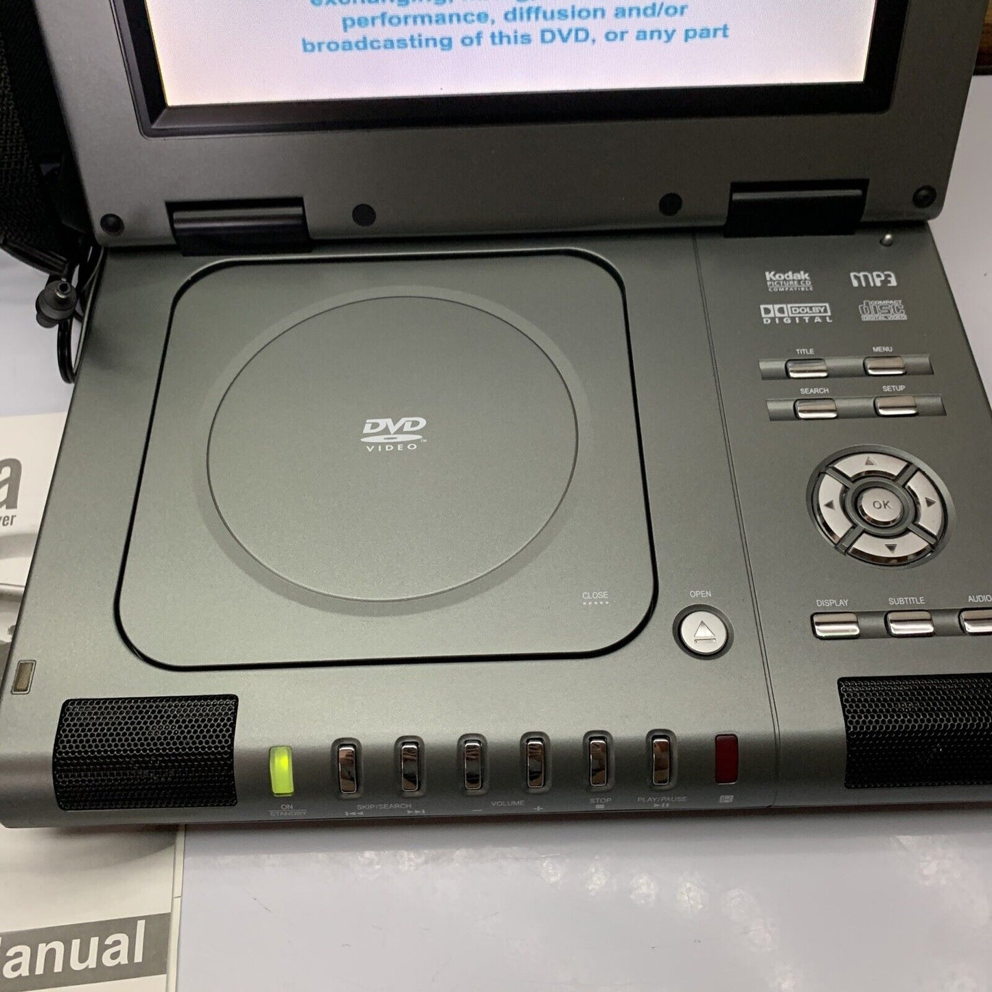 Soniq 9" Portable DVD Player QMD90B/2 Region 4