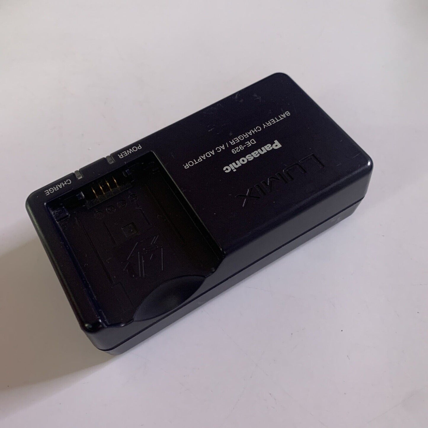Genuine Panasonic DE-929 Camera Charger for CGA-S001 DMW-BCA7 Battery