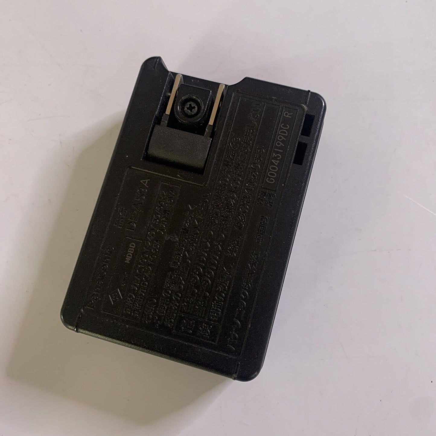 Genuine Panasonic Lumix DE-A59 Camera Charger for DMW-BCF10 DMW-BCF10E Battery