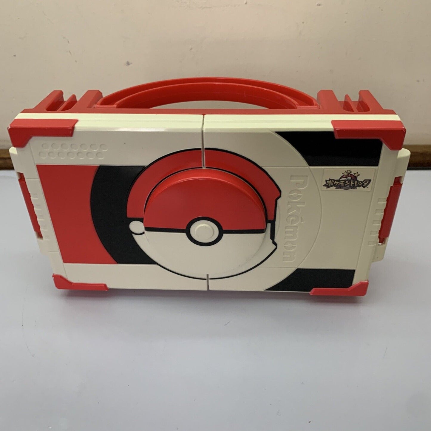 Genuine Pokemon Tretta With 93 Token Cards And Collector's Carry Case 2013