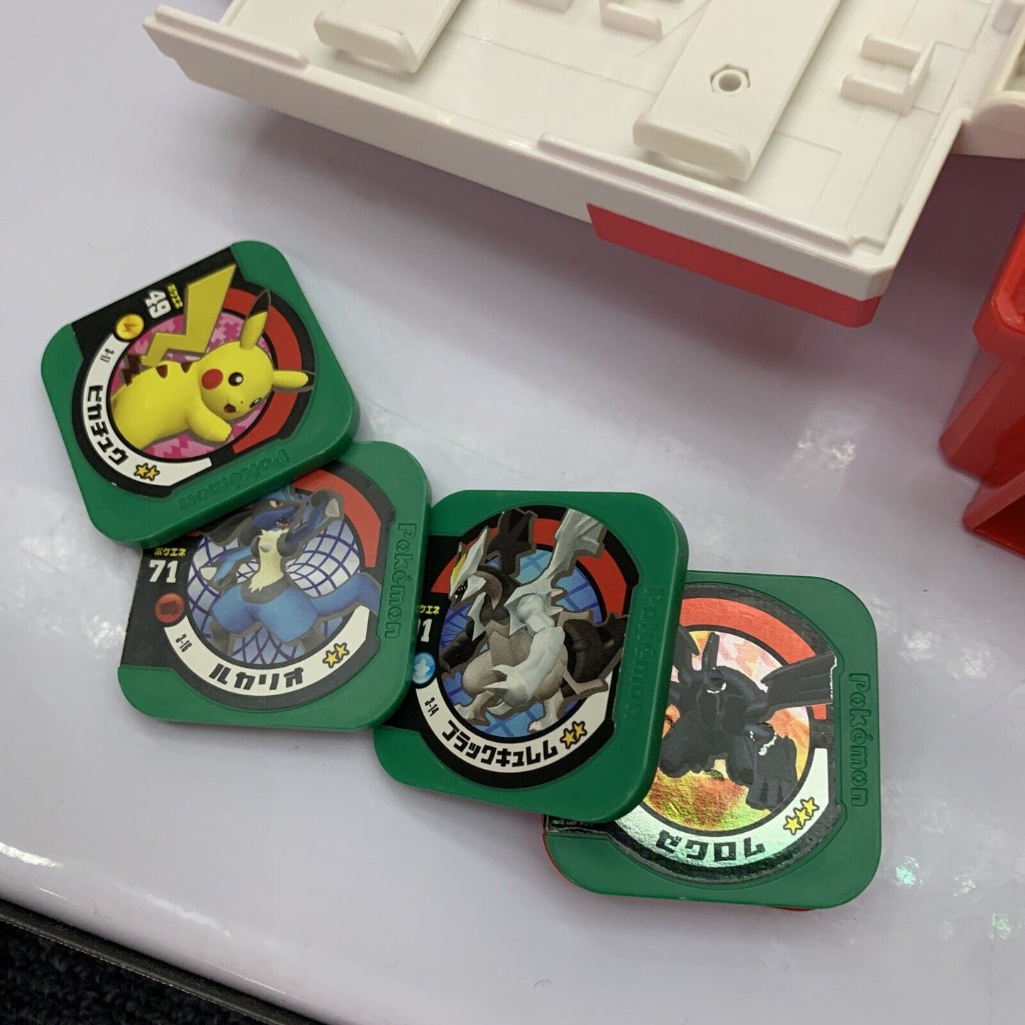 Genuine Pokemon Tretta With 93 Token Cards And Collector's Carry Case 2013